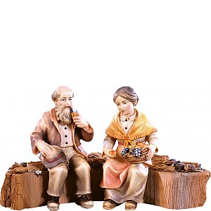 DE5016 - Grandparents sitting on tronk